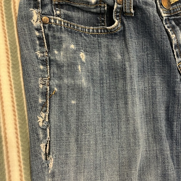 !IT Jeans Women’s Super Distressed Boot Cut Blue Denim Jeans - Picture 5 of 9